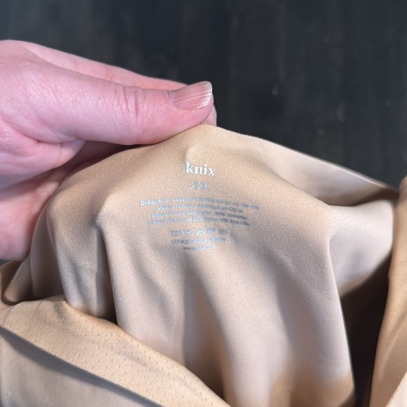 Knix Nude Evolution Smoothing Tank Built In Bra Size XXL NWT - Picture 8 of 8